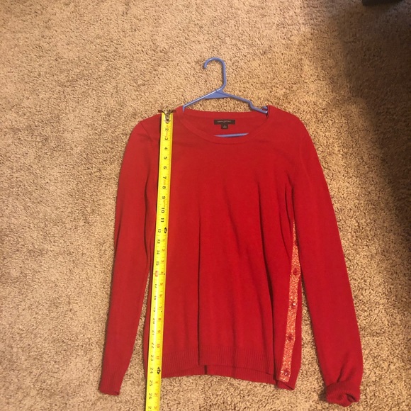 Bright red blouse - Picture 4 of 6